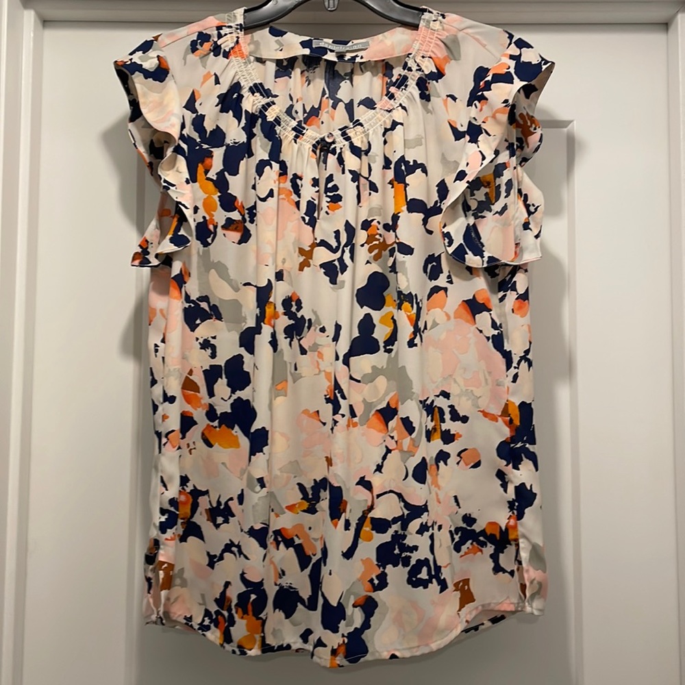 Danielrainn, Stitch Fix find, size Large.  Fun floral print, great condition